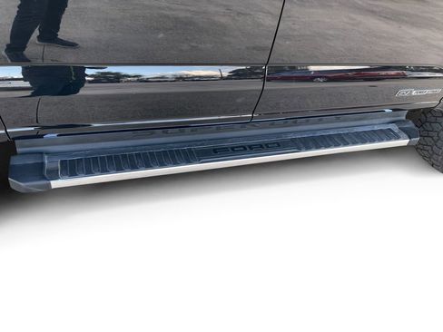 Used 2024 Ford F350 Lariat w/ FX4 Off-Road Package image 26