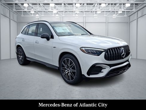 New 2026 Mercedes-Benz GLC 43 AMG 4MATIC image 1