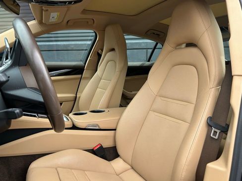Certified 2021 Porsche Panamera 4S image 5