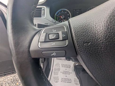 Used 2014 Volkswagen Jetta SEL FWD image 18