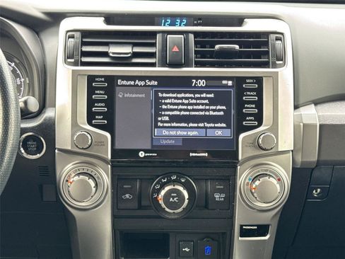 Used 2021 Toyota 4Runner SR5 AWD/4WD image 23