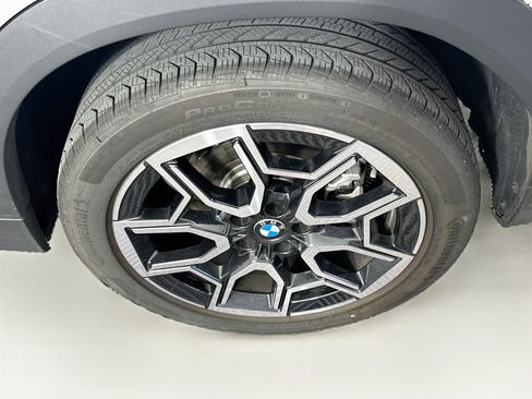Used 2026 BMW X2 xDrive28i AWD/4WD image 11