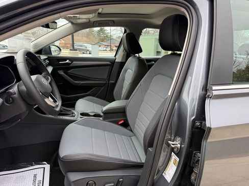 New 2026 Volkswagen Jetta SE FWD image 26