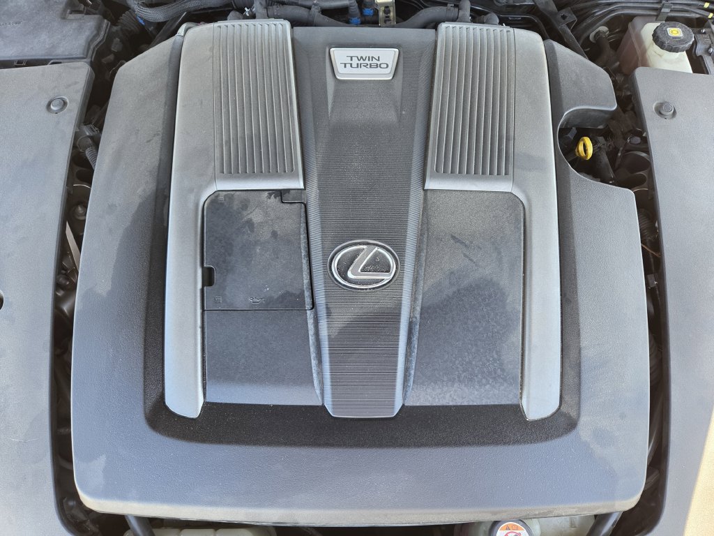 Used 2018 Lexus LS 500 w/ Interior Upgrade Package RWD image 35