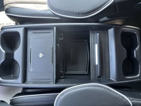 Used 2025 Honda Odyssey Touring image 25