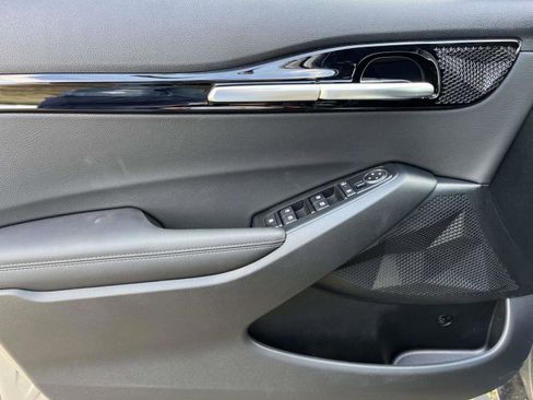 New 2026 Kia Seltos S FWD image 19