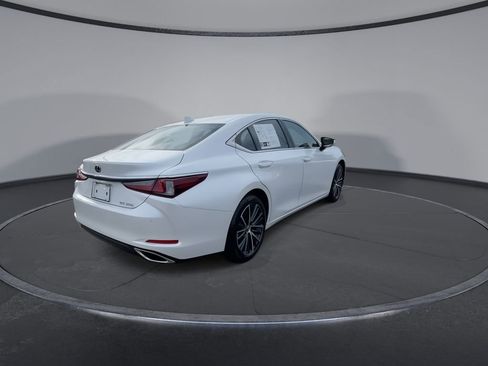 Used 2025 Lexus ES 350 w/ Premium Package FWD image 8
