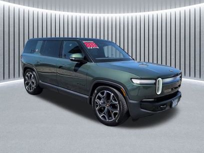 Used 2025 Rivian R1S Adventure