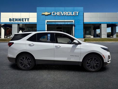 Used 2024 Chevrolet Equinox RS FWD image 7