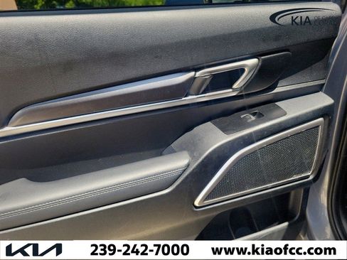Used 2024 Kia Telluride LX FWD image 10