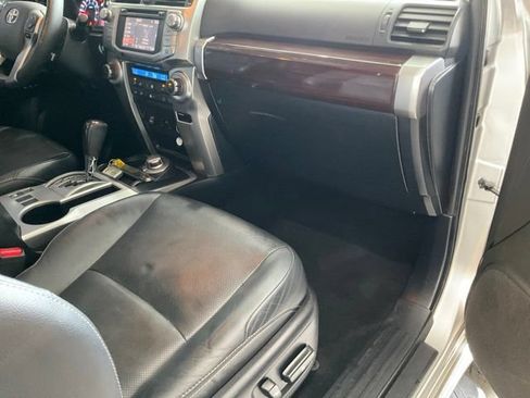 Used 2016 Toyota 4Runner Limited AWD/4WD image 23