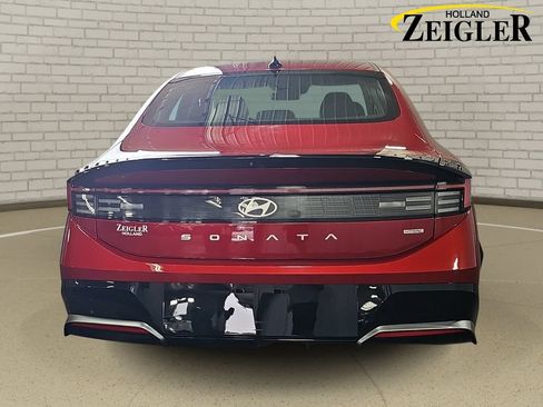 Used 2024 Hyundai Sonata SEL AWD/4WD image 6