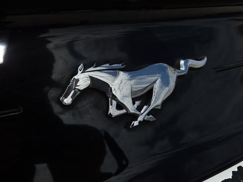 Used 2019 Ford Mustang Premium w/ Ford Safe & Smart Package image 37