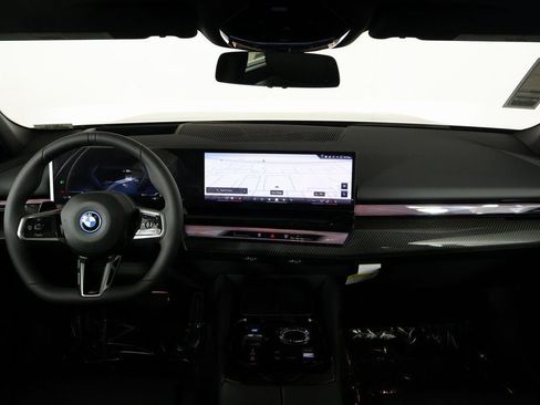 New 2026 BMW i5 eDrive40 w/ Executive Package image 4