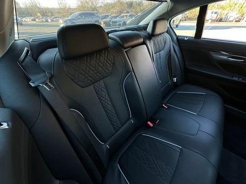 Used 2020 BMW 740i w/ Premium Package image 42