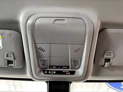 Used 2021 GMC Terrain SLE w/ Driver Convenience Package AWD/4WD image 23