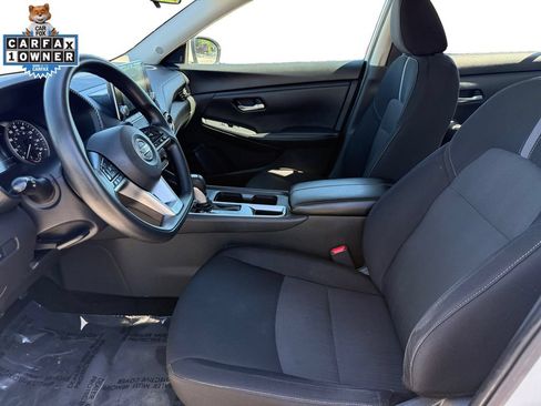 Used 2023 Nissan Sentra SV FWD image 9