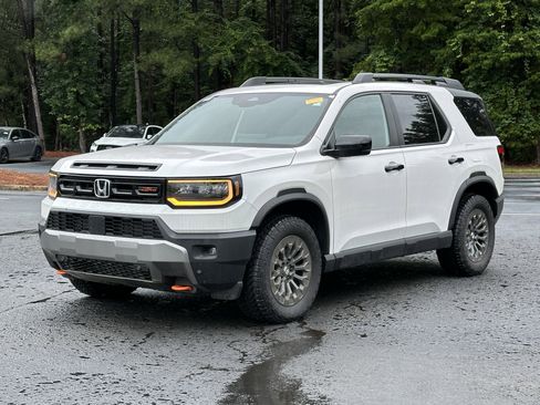 Used 2026 Honda Passport TrailSport image 5