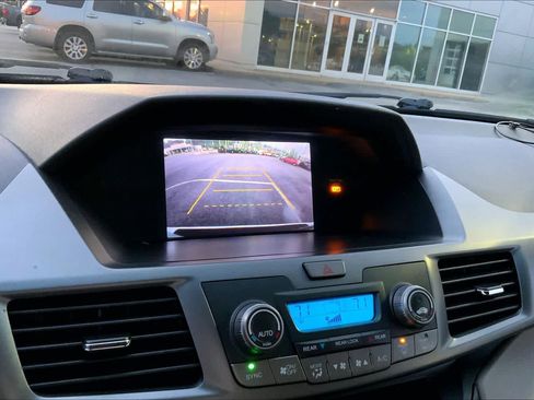 Used 2013 Honda Odyssey EX image 28