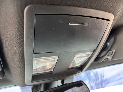 Used 2016 Dodge Challenger R/T w/ Blacktop Package image 33