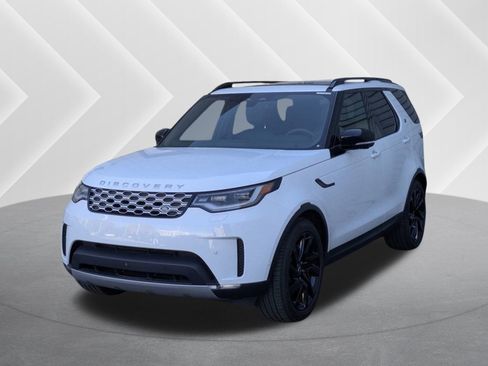 Used 2025 Land Rover Discovery S image 1