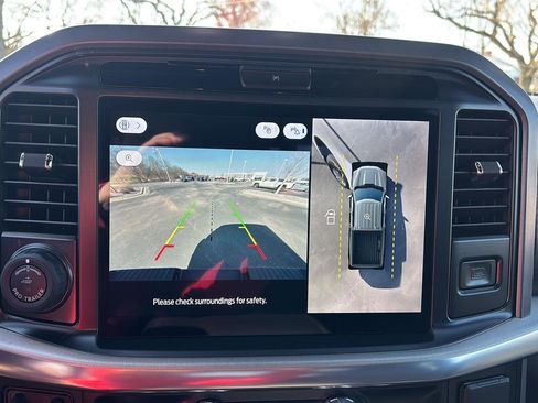 Used 2025 Ford F150 Lariat w/ Equipment Group 501A Mid image 30