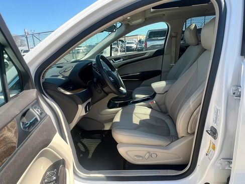 Used 2019 Lincoln MKC Reserve w/ MKC Climate Package image 28