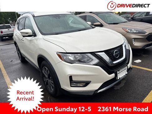 Used 2017 Nissan Rogue SL AWD/4WD image 1