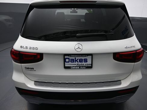 Used 2023 Mercedes-Benz GLB 250 4MATIC image 30