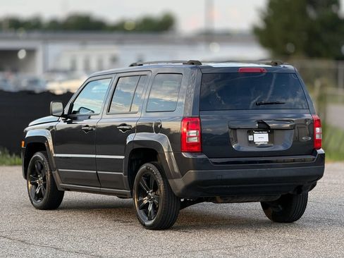Used 2014 Jeep Patriot Sport w/ Power Value Group FWD image 8