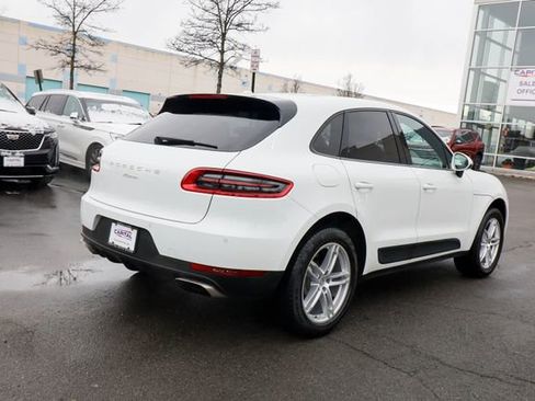 Used 2018 Porsche Macan AWD/4WD image 13