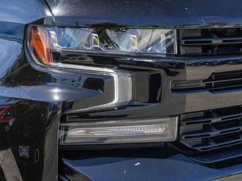Used 2021 Chevrolet Silverado 1500 RST AWD/4WD image 2