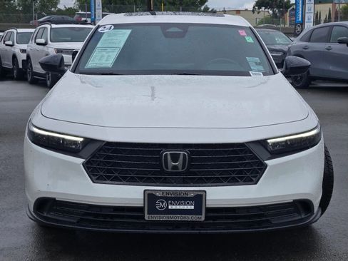 Used 2024 Honda Accord Sport image 2
