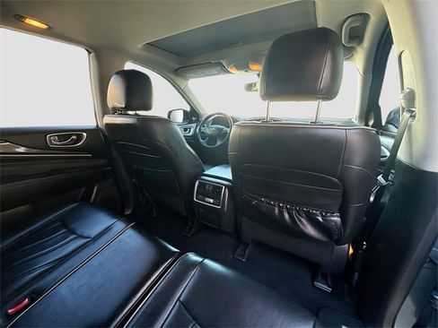 Used 2019 INFINITI QX60 Luxe w/ Essential Package image 31