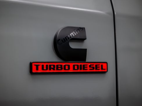 Used 2026 RAM 2500 Limited AWD/4WD image 15