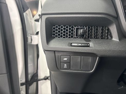 Used 2025 Honda CR-V Sport-L image 29