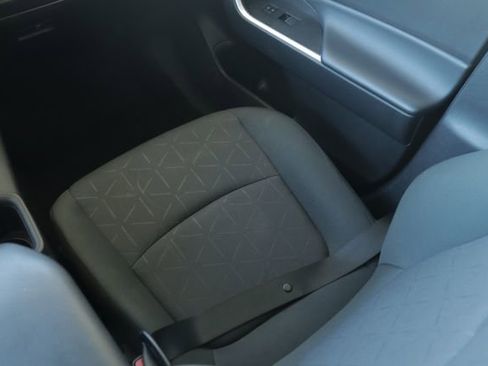 Used 2024 Toyota RAV4 XLE image 27