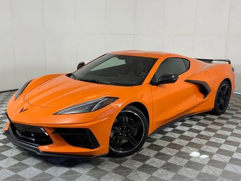Used 2022 Chevrolet Corvette Stingray Coupe w/ Z51 Performance Package RWD image 1