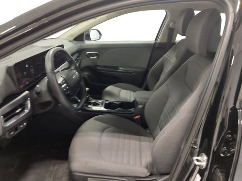 Used 2025 Kia K4 EX FWD image 17