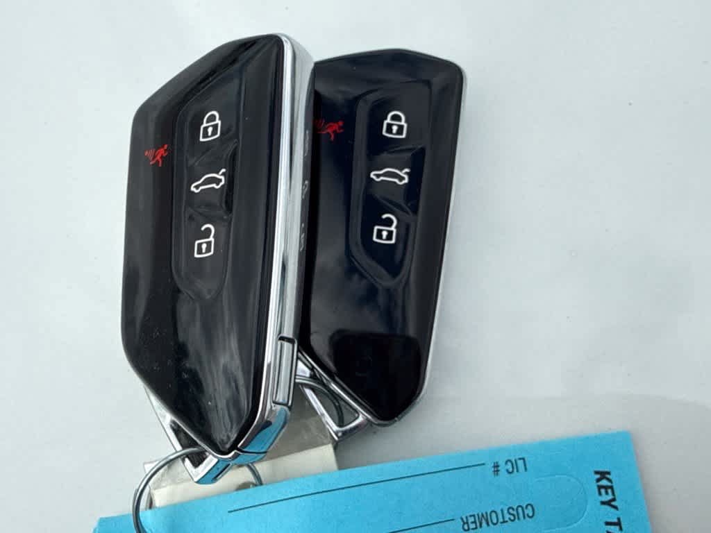 Used 2023 Volkswagen GTI SE FWD image 17