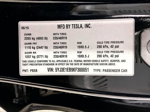 Used 2019 Tesla Model 3 Long Range image 18