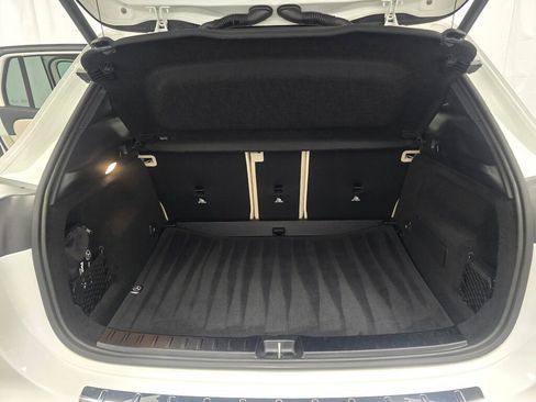 Used 2026 Mercedes-Benz GLA 250 4MATIC image 11