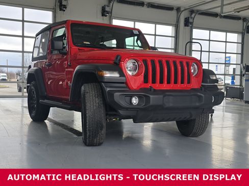 Used 2021 Jeep Wrangler Sport image 3
