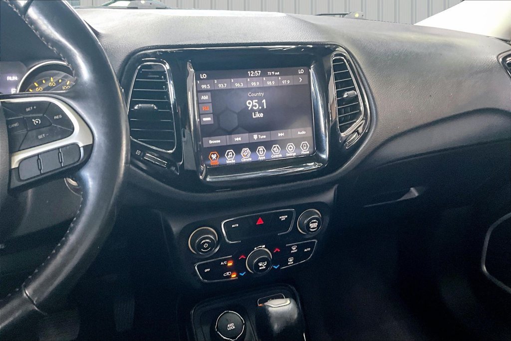 Used 2019 Jeep Compass Limited AWD/4WD image 9