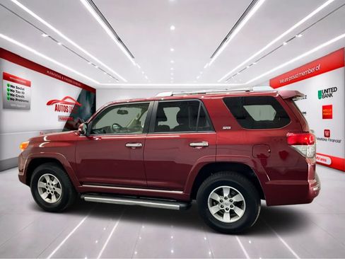 Used 2012 Toyota 4Runner SR5 w/ Convenience Pkg image 4