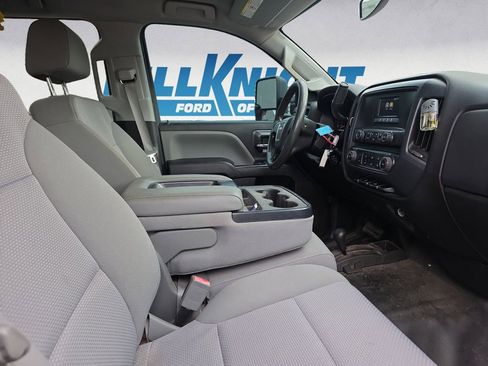 Used 2016 GMC Sierra 2500 4x4 Crew Cab w/ Sierra Convenience Package image 15