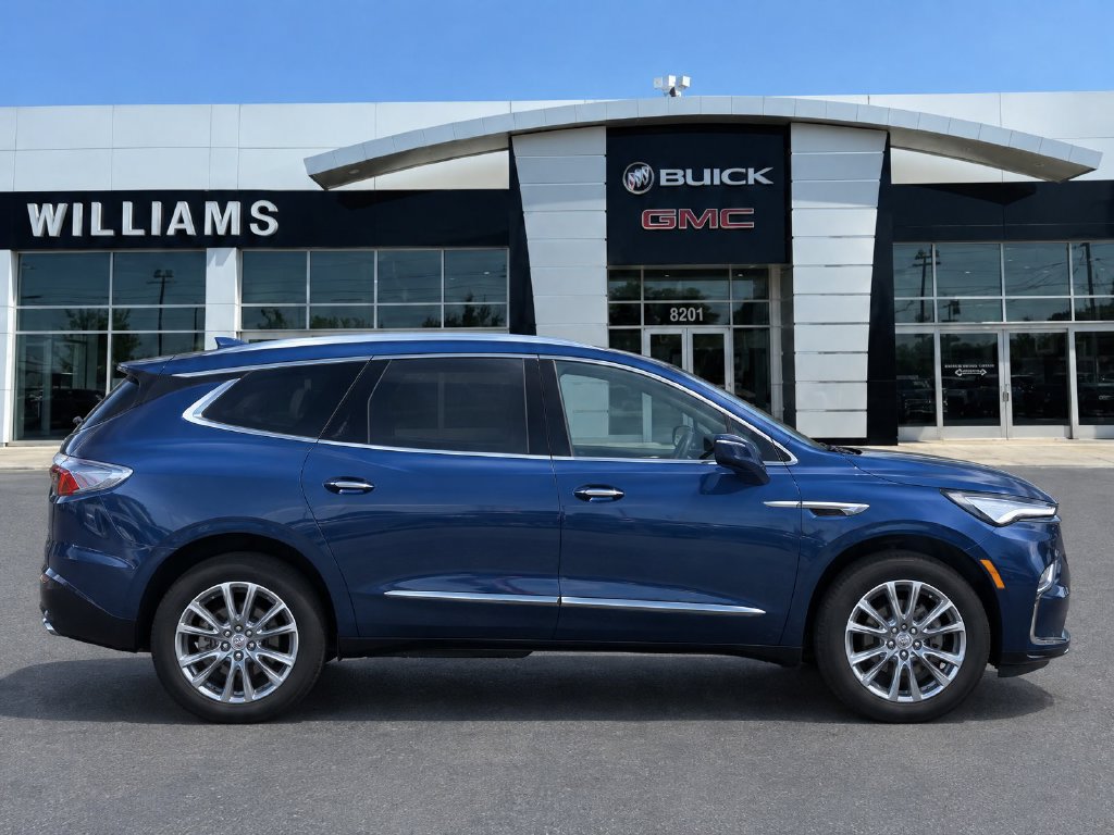 Used 2024 Buick Enclave Essence w/ Experience Buick Package FWD image 8