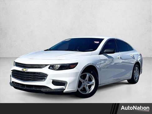 Used 2018 Chevrolet Malibu LS image 1