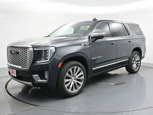 Used 2021 GMC Yukon Denali w/ Denali Premium Package AWD/4WD image 1