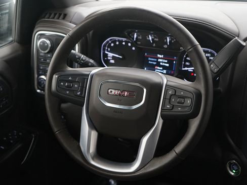 Used 2019 GMC Sierra 1500 SLT image 14